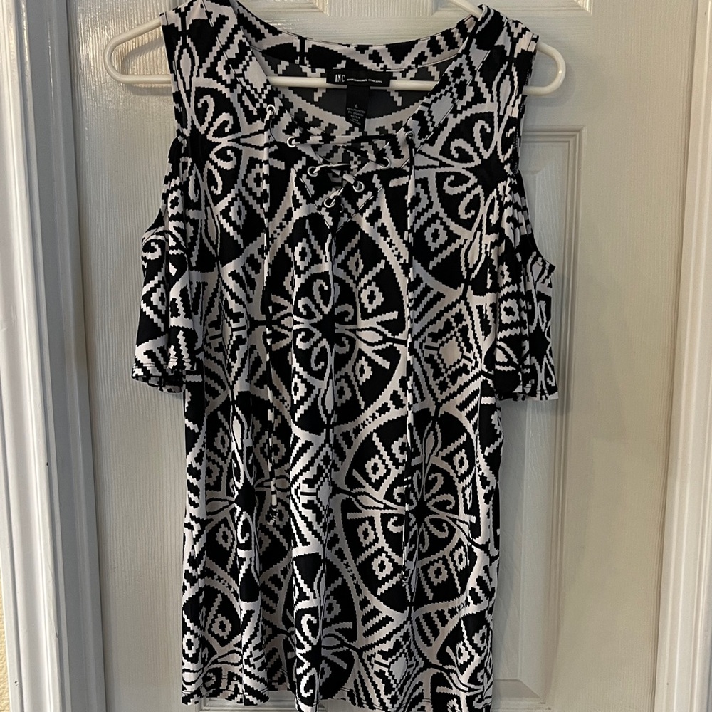 INC International Concepts Black and White Cold-Shoulder Lace-Up Print Top